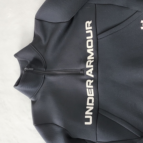 Under Armour Sweater - Picture 2 of 4